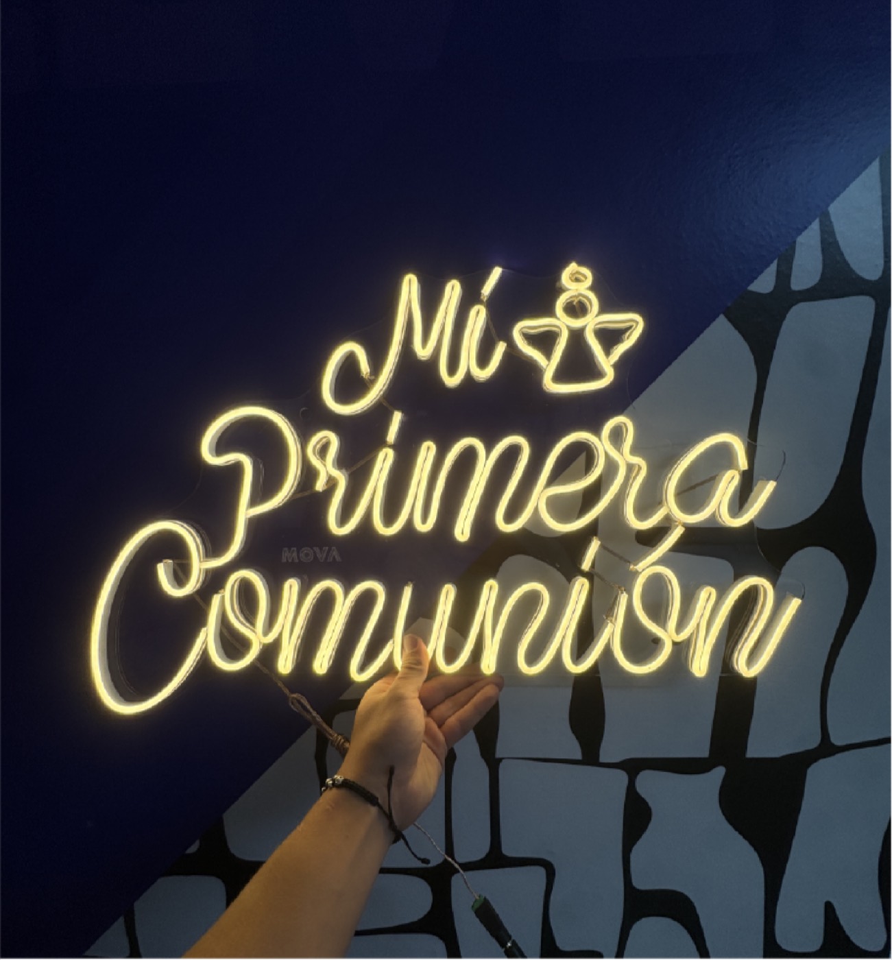 Mi Primera Comunión - luz cálida